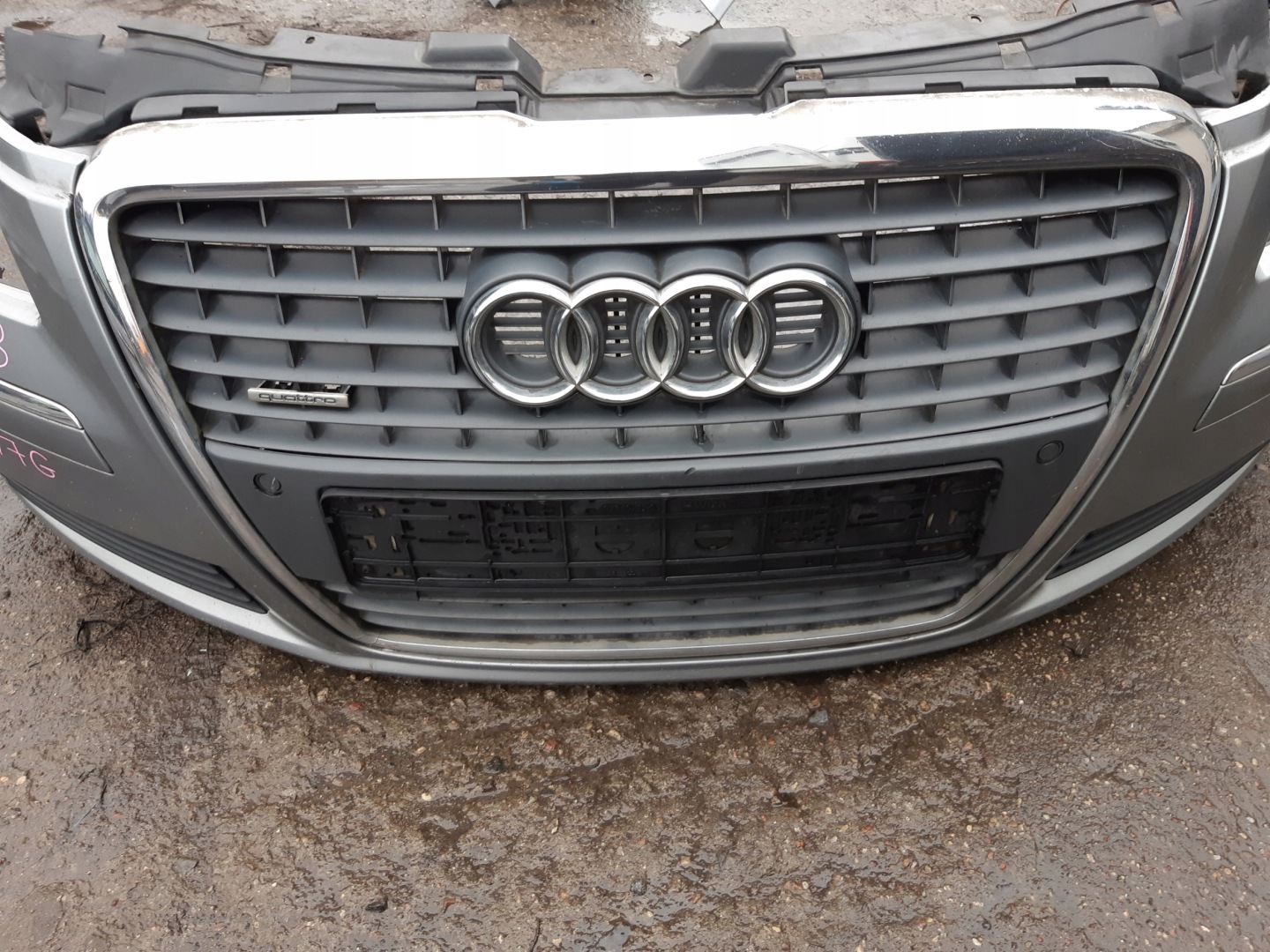 AUDI A8 D3 bumper front front grill grille washers PDC XENON LY7G
