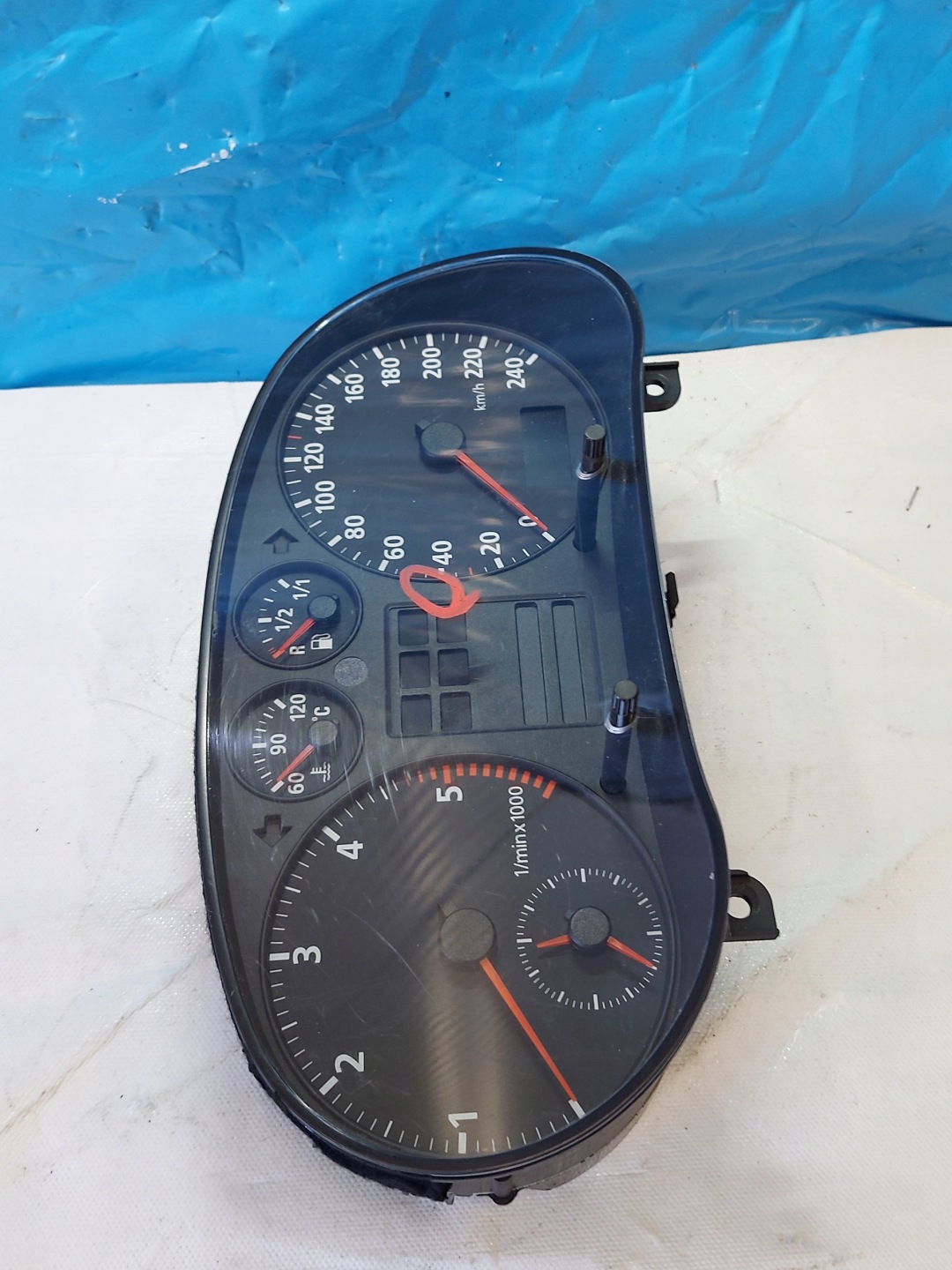 dials clock A3 8L 1.9 TDI 8L0919860