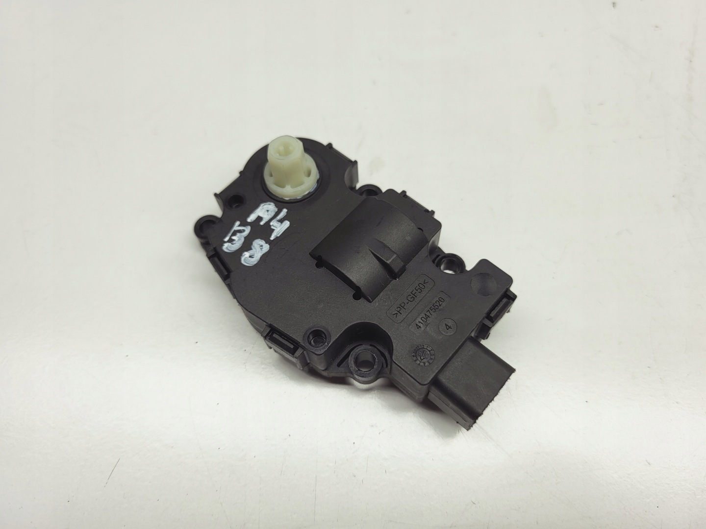 aircon recirculation flap motor Audi A4 B8 2.0 TDI K9749005 EFB330 europa