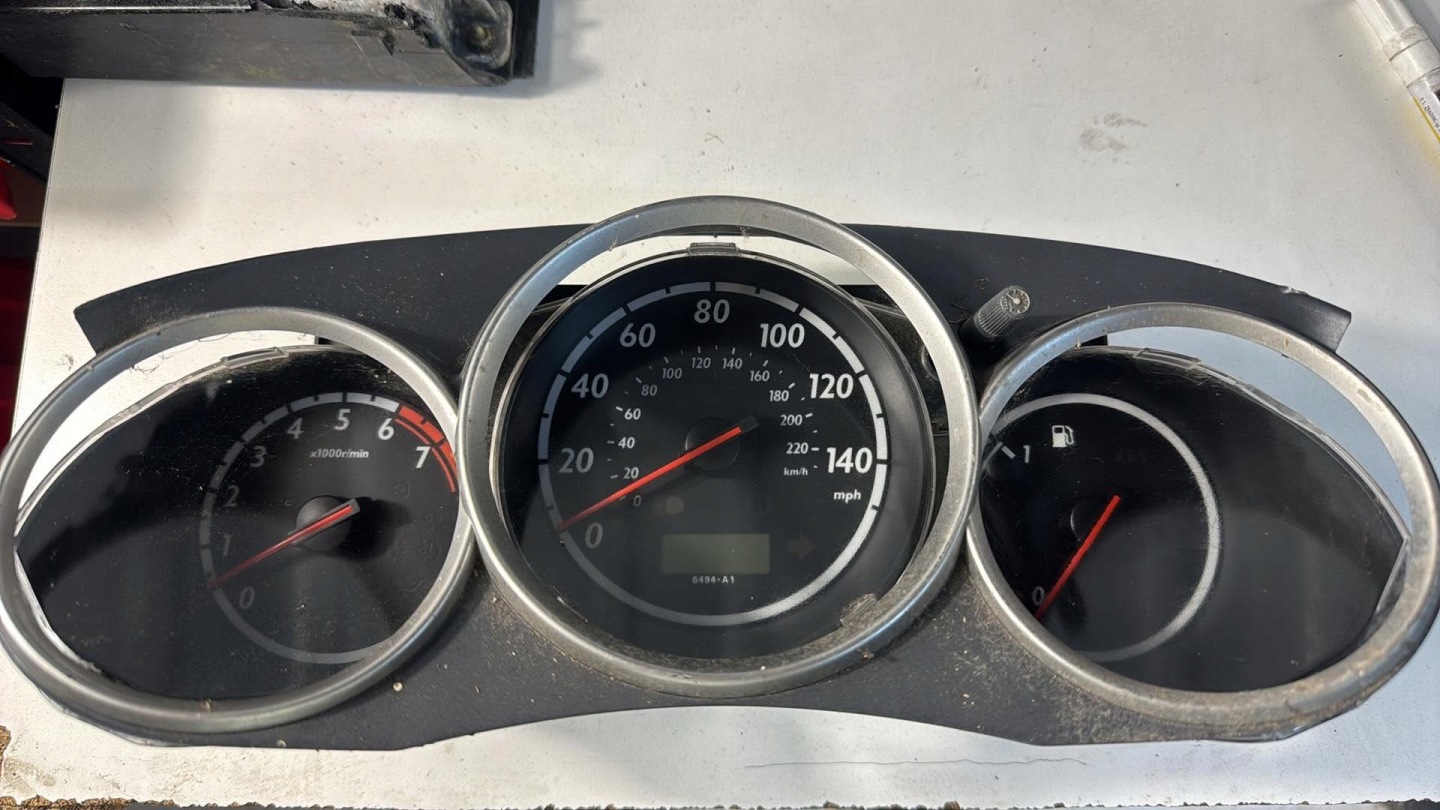 dials dials HONDA JAZZ II 2 1.3 MILE gb rhd