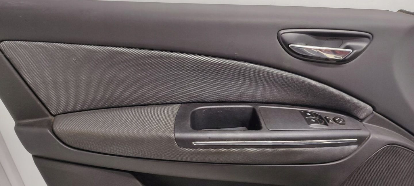 side side komplet Fiat Bravo II 1,4 T-JET 5D