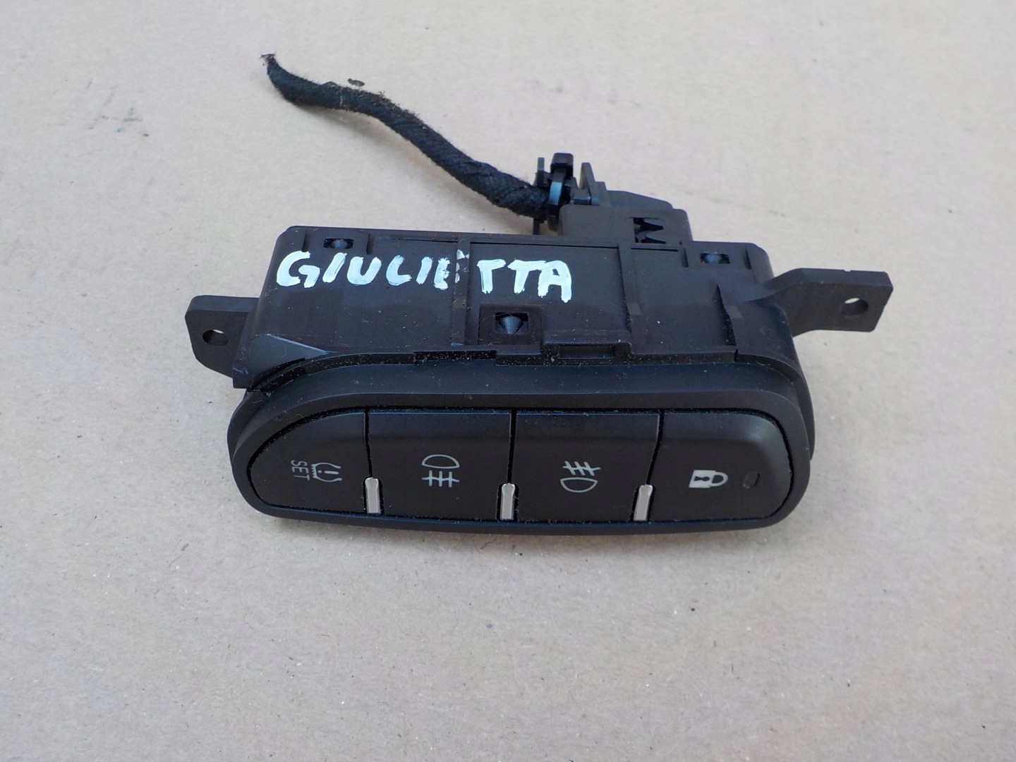 light switch alfa romeo giulietta 2013r