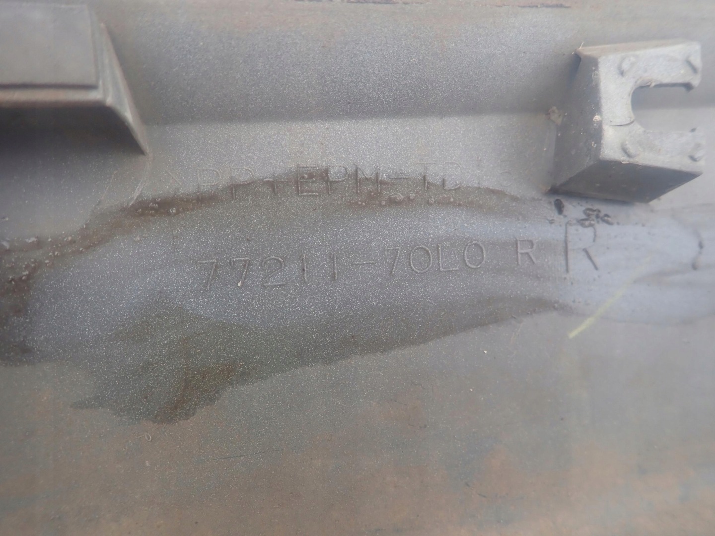 SUZUKI SWIFT MK7 SPORT threshold right moulding threshold