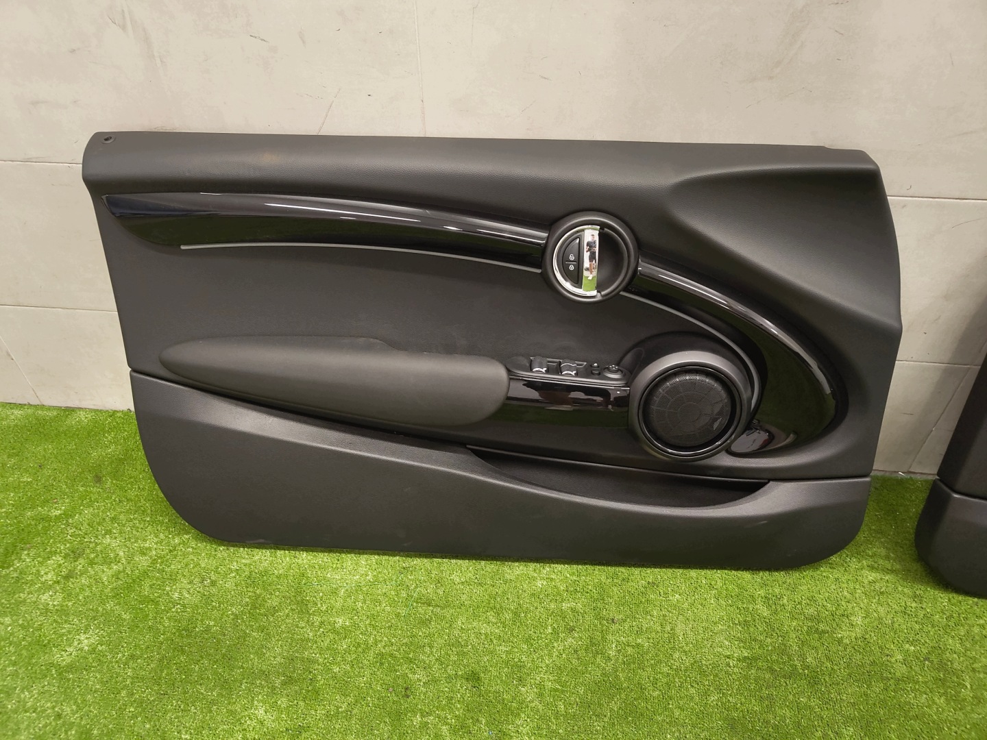 MINI F56 F57 side door right left