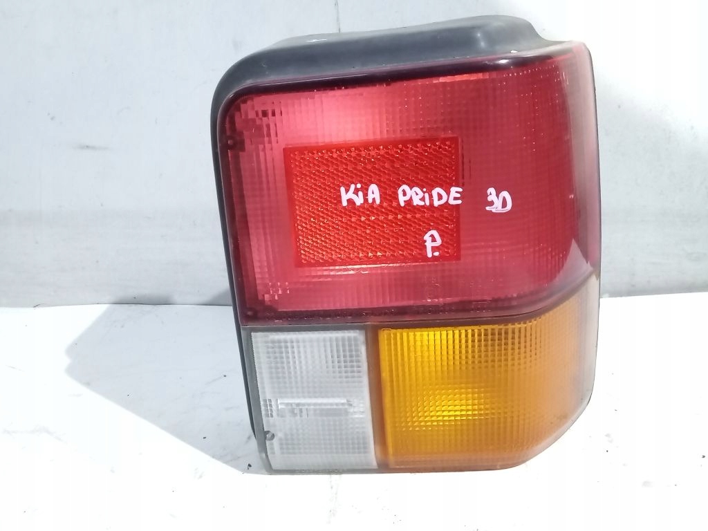 Kia Pride 3D Licht rechts heck hinten