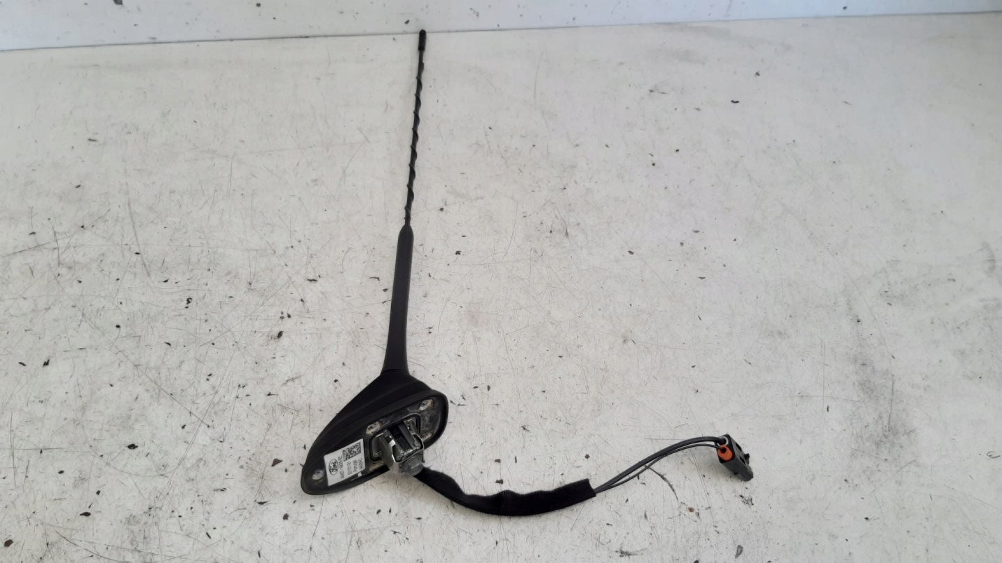 Antena AM5T18828BE Ford Focus MK3