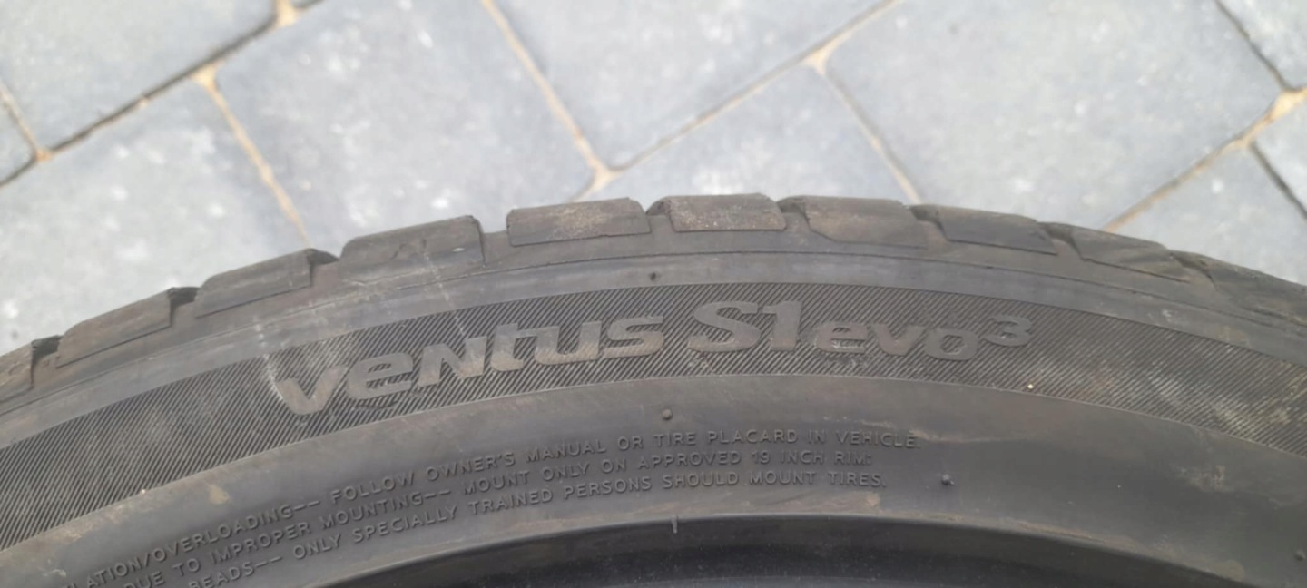 HANKOOK VENTUS S1 EVO 3 245/40R19 98Y XL