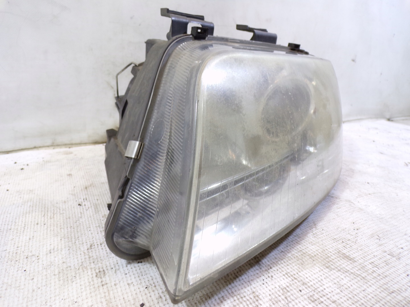 Licht links vorne XENON AUDI A6 C5 (4) (K)