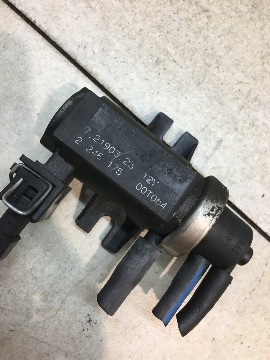 Sensor Unterdruck OMEGA B 2.5 TD 2246175 7.21903.23