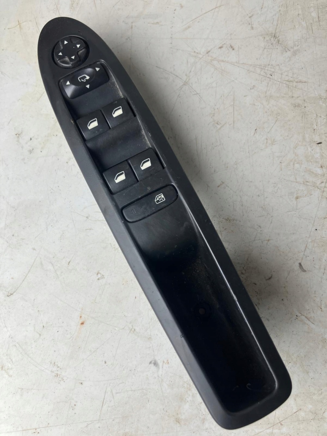 window control switch of mirrors CITROEN C4 II B7 96657051ZD left front