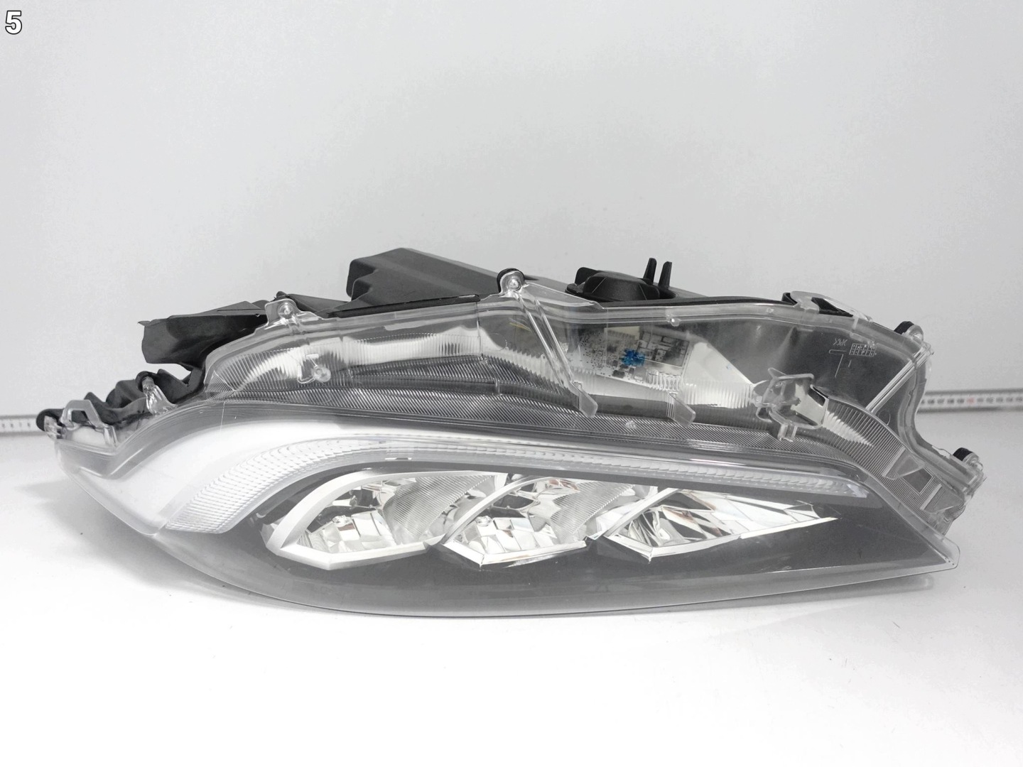 TOYOTA YARIS IV (4 GENERACJA) XP210 GR 20- light FULL LED left front EU