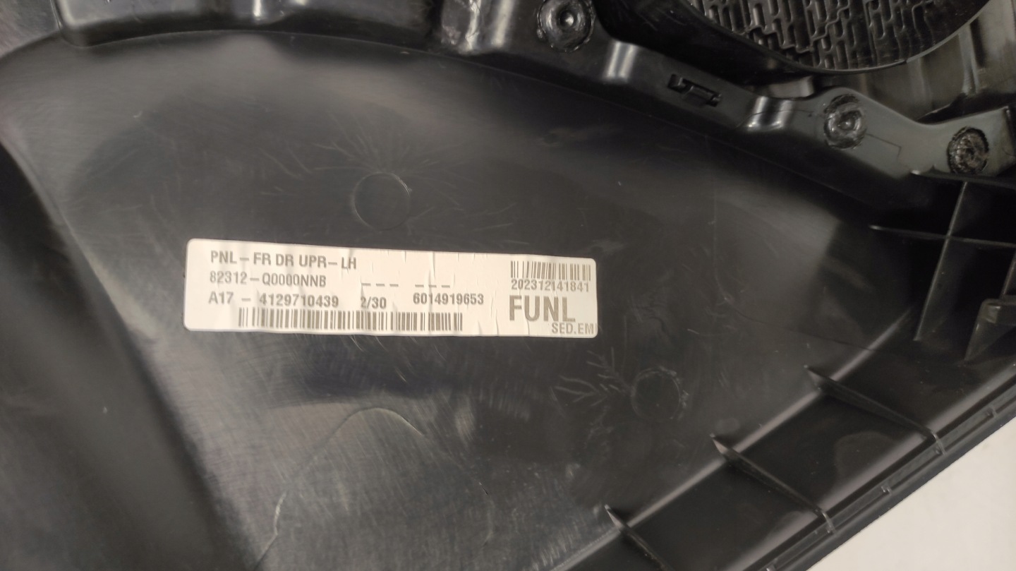 HYUNDAI I20 III side upholstery door left left front N-LINE LED leather 21