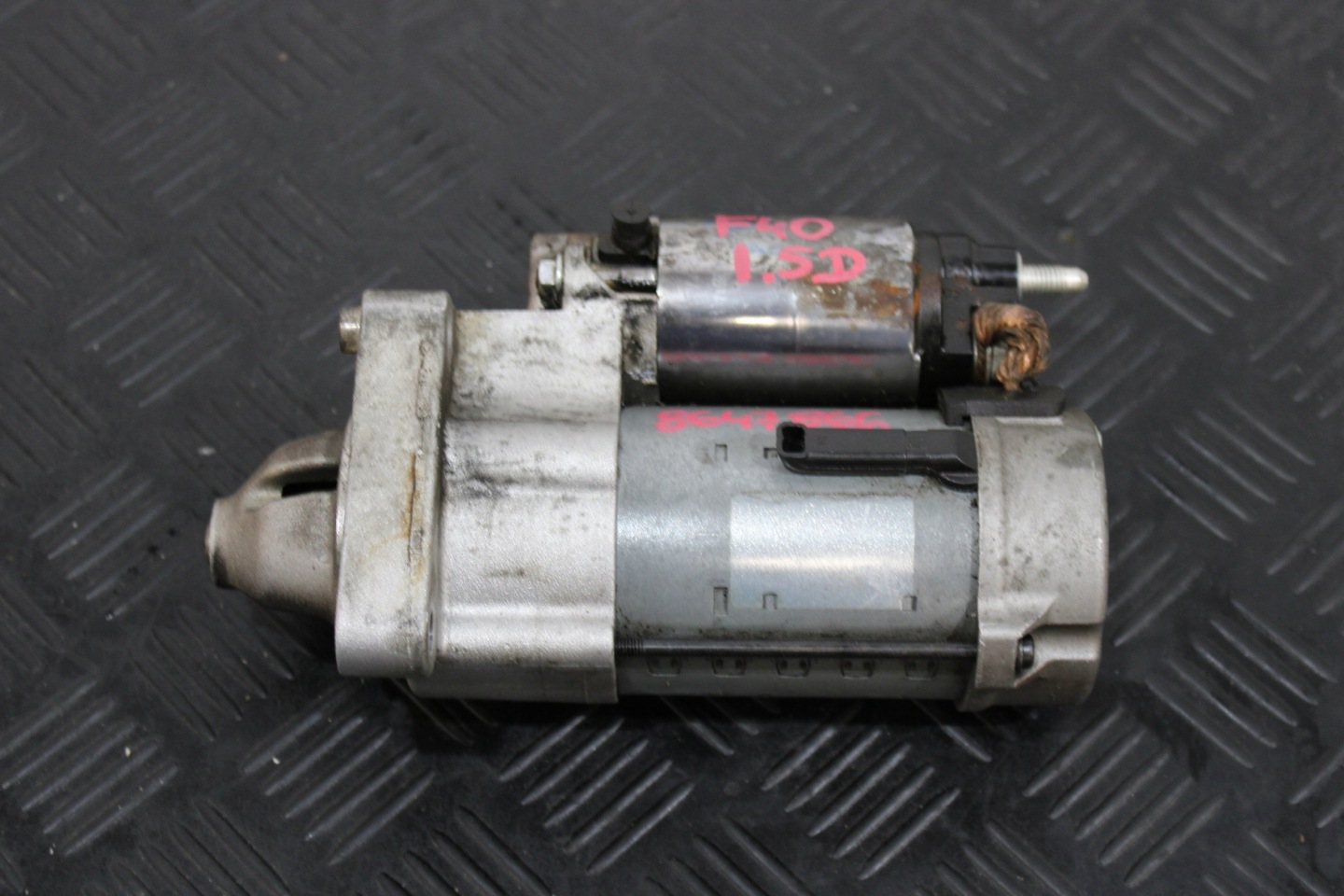 startér MOTORU 8647866 BMW 1 F40