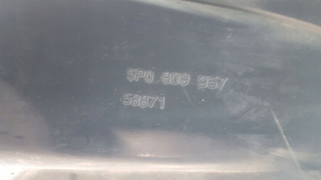 mudguard front front left Seat Toledo III