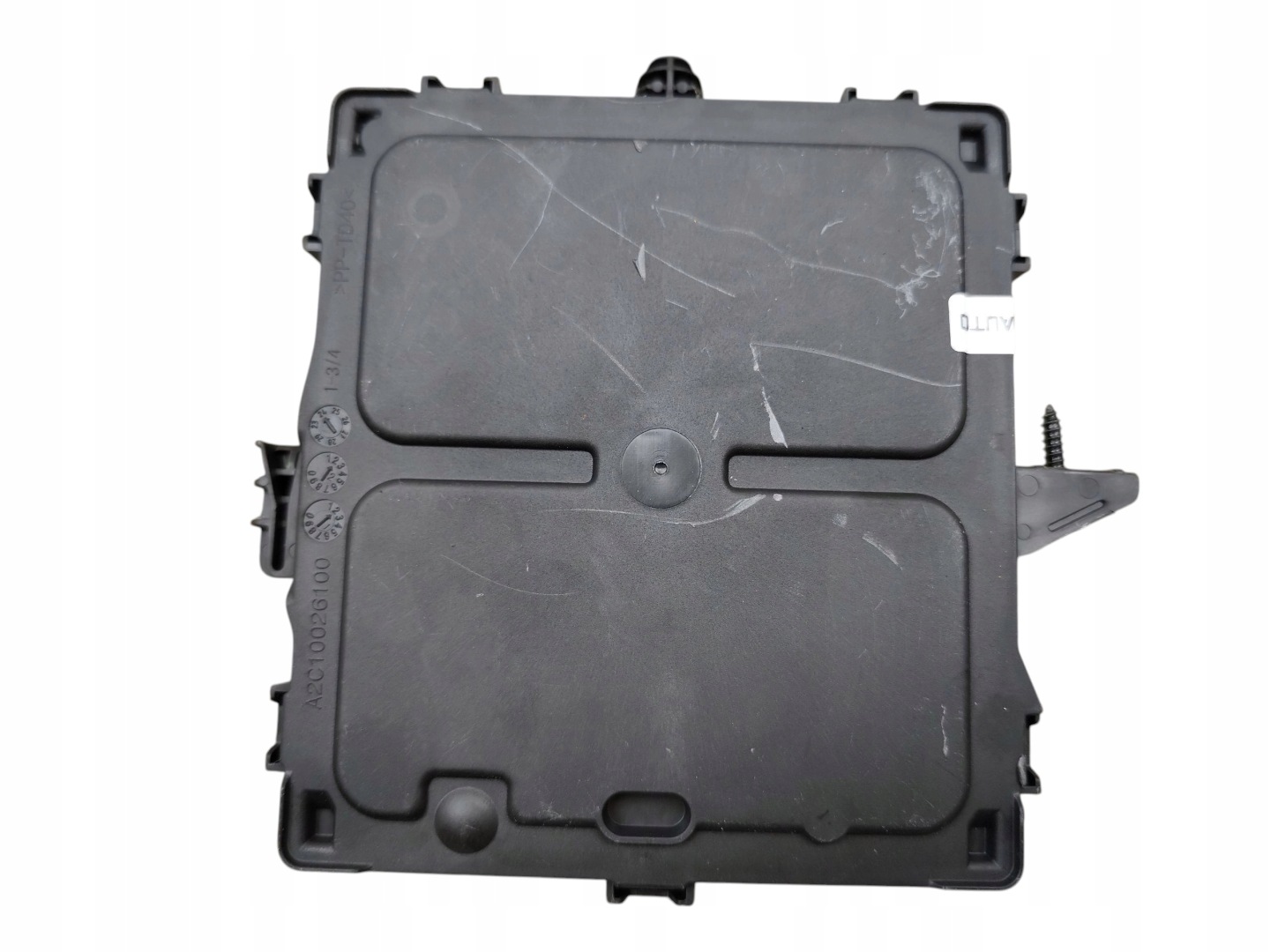 compartment module BCM KOMFORTU NISSAN JUKE II F16 284B2-6PD8A