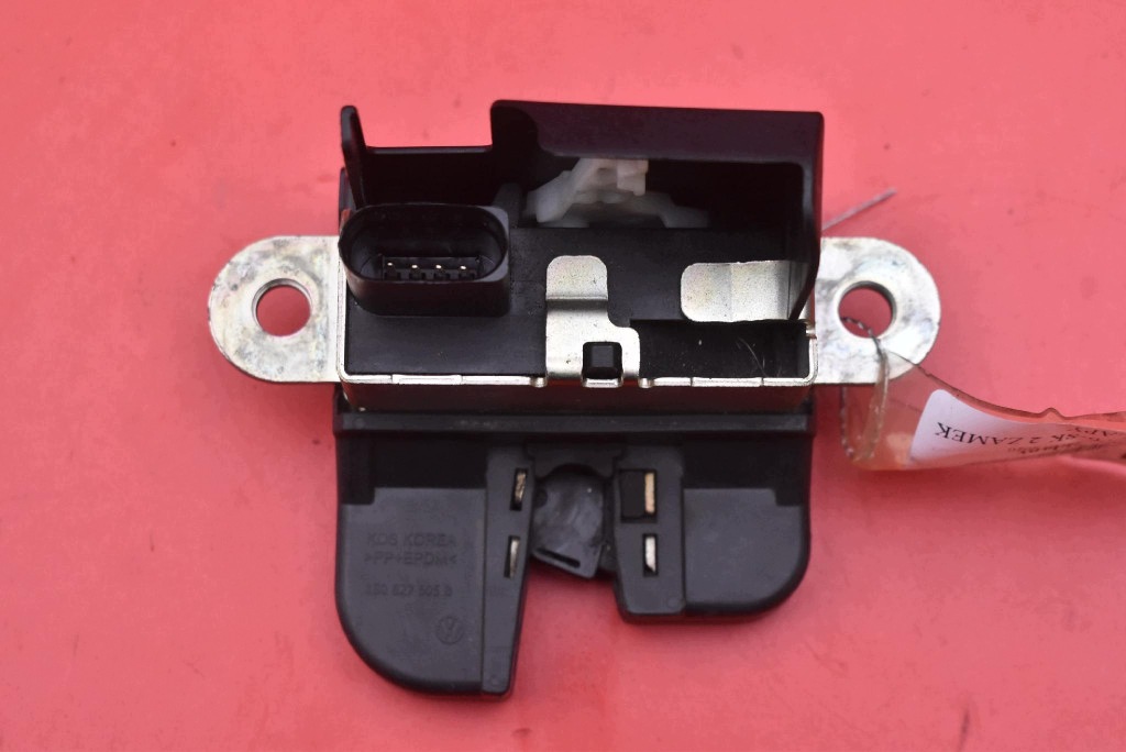 lock bonnet rear part boot 1S0827505B VW UP 1 and 5D HB 11-20