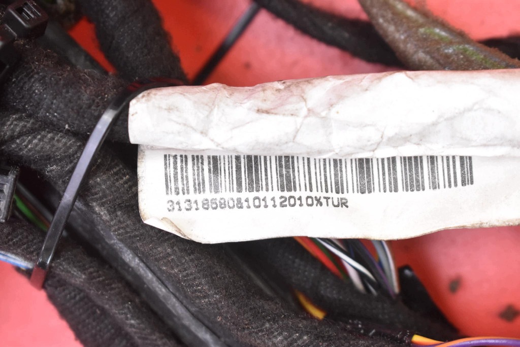 bundle wiring door left front 31318680 VOLVO XC60 1 and 08-13
