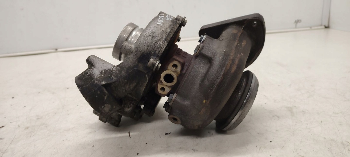 turbo turbina Mercedes W204 2,2 CDI