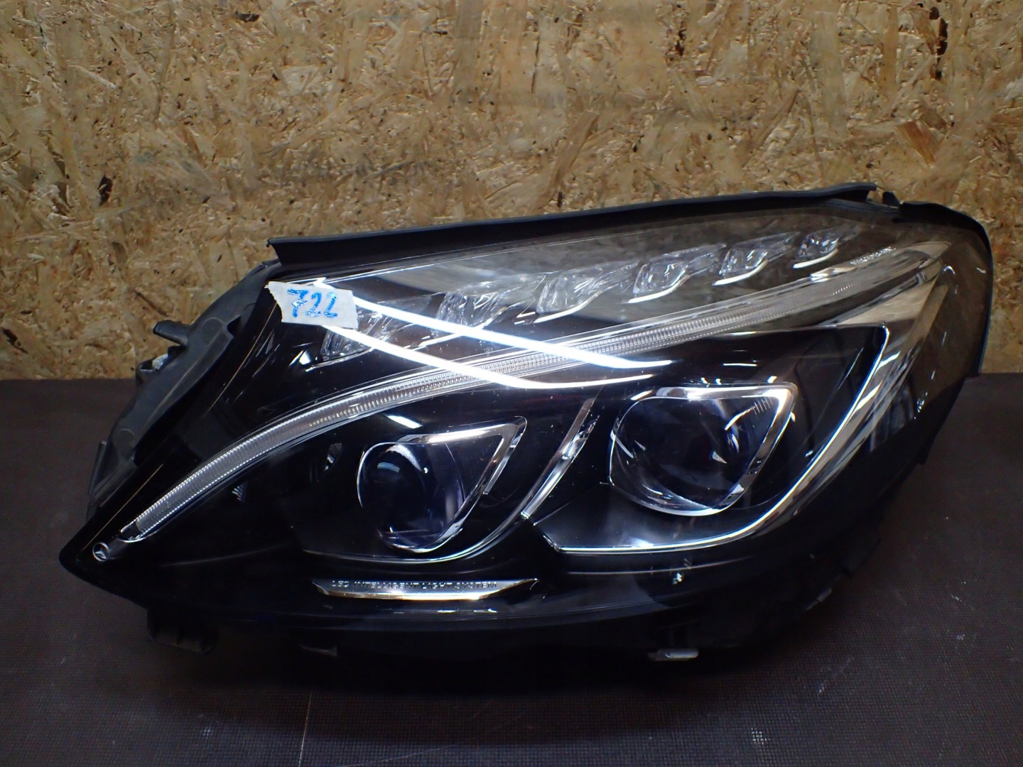 light front left MERCEDES C KLASA W205 FULL LED ILS