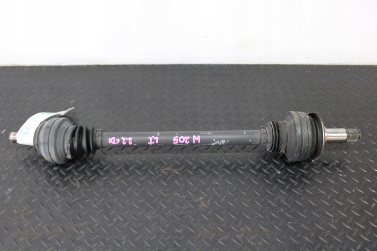 semi-axis semi-axis left rear part MERCEDES C-KLASA W205 AMG