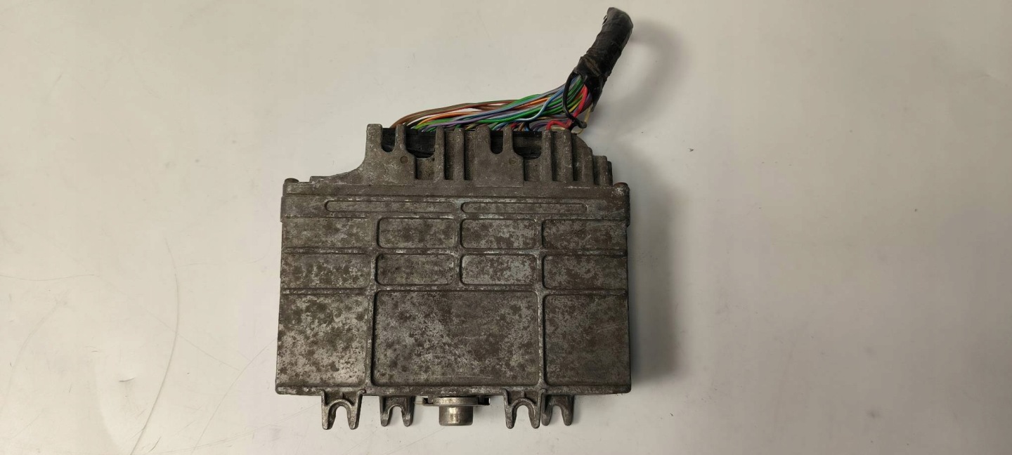 Computer 0261204054 VOLKSWAGEN GOLF III
