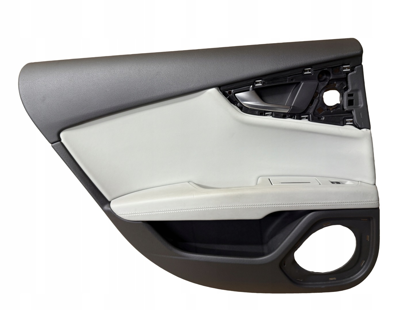 AUDI A7 4G side door left rear part leather
