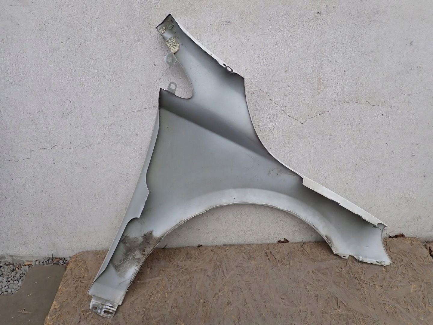 fender left front front VOLVO V40 525 2012- 31301261