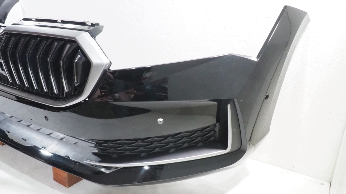 Skoda Superb IV bumper front front 3P0807221