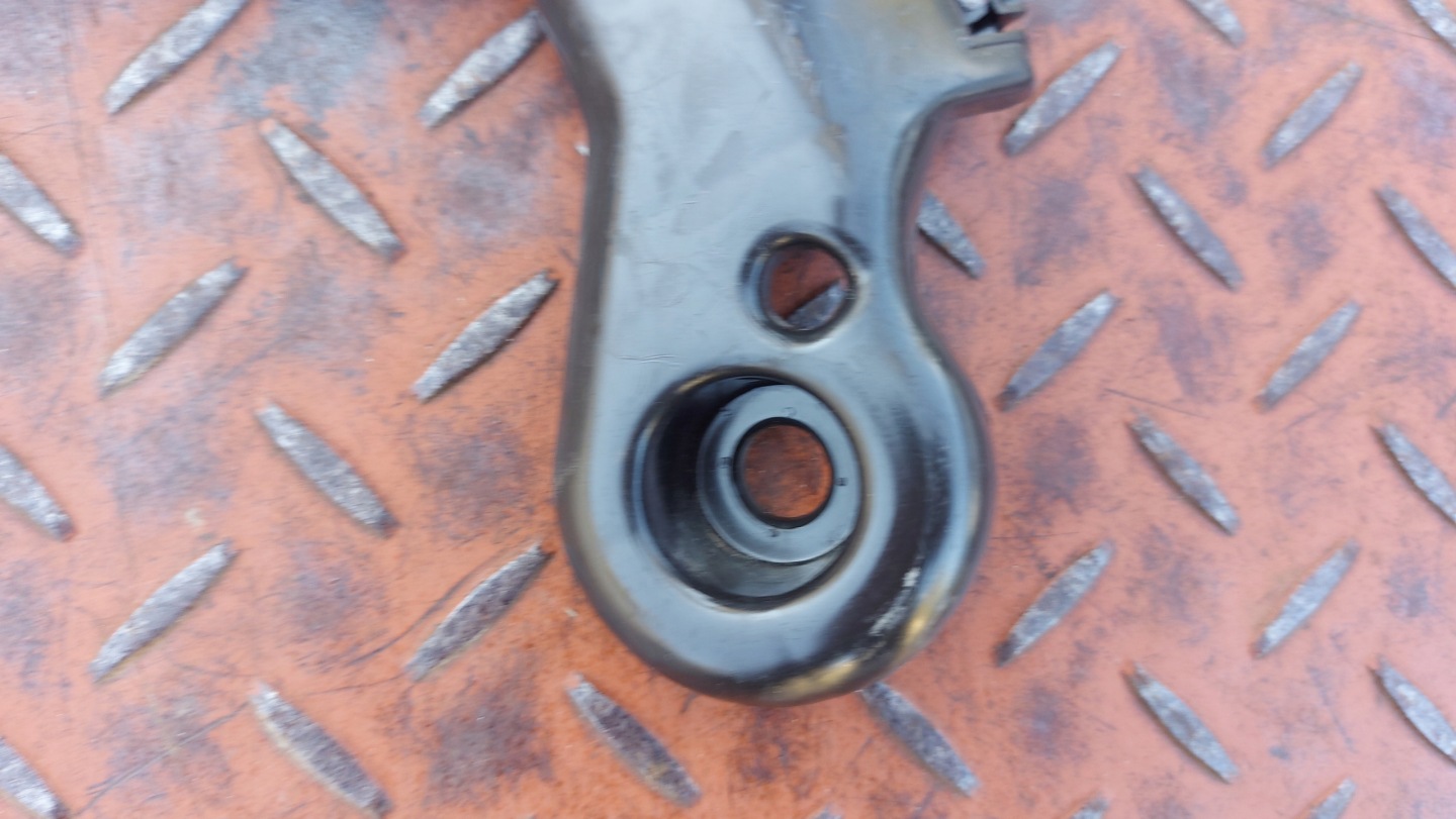 support right front TOYOTA COROLLA E21 19- sedan