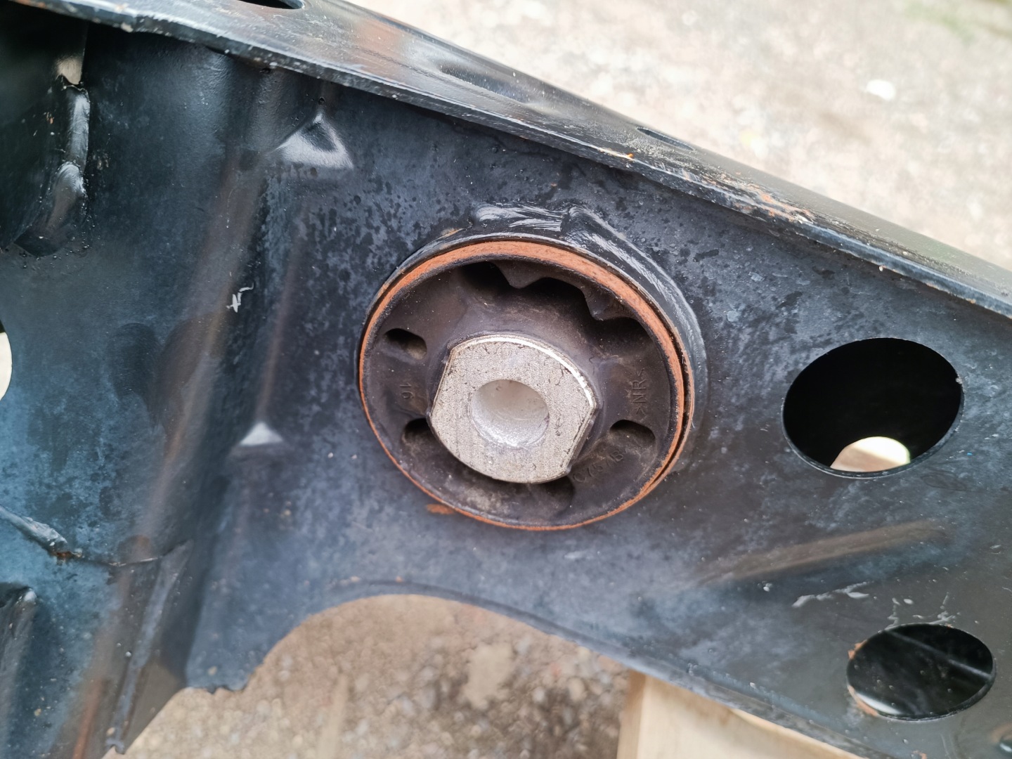 axle beam subframe sider rear part Ford Mustang VI 2015