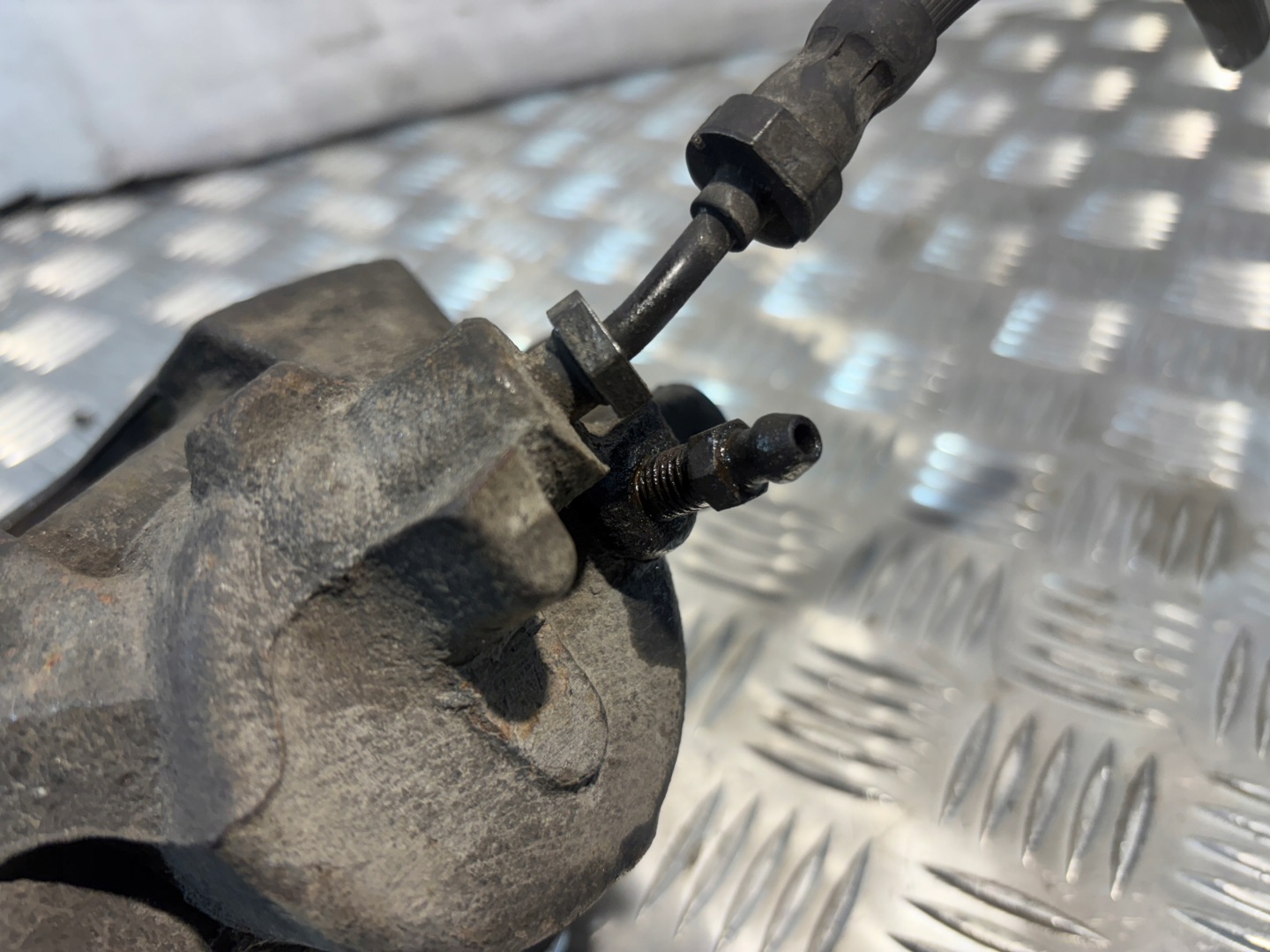caliper brake right front Ford Focus MK3 III 3 lift 1,5TDCI