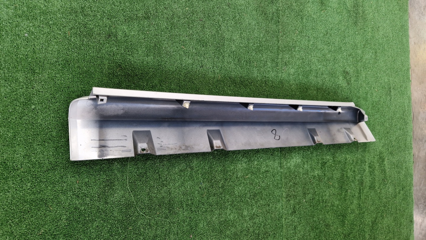 moulding threshold threshold right SUZUKI JIMNY 1998R > 2017R w COLOR