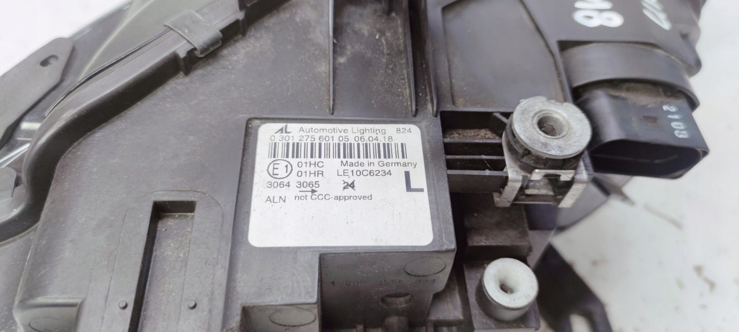 REFLEKTOR left AUDI A4 B8 LIFT UK 8K0941003M BDB