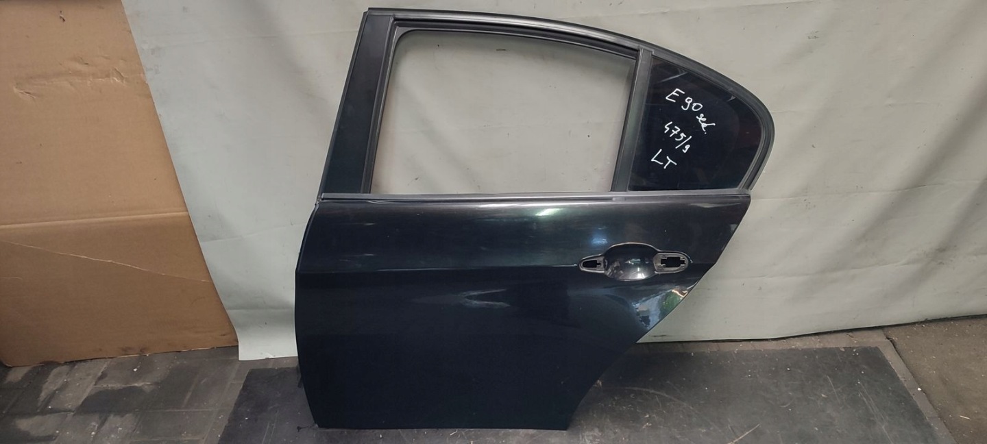 door rear part rear. left BMW E90 2,0i 475