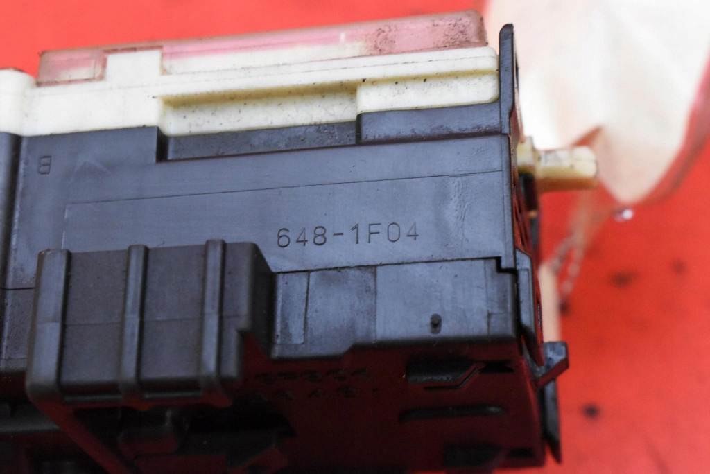 MANETKA switch indicators TOYOTA YARIS 1 and 3D HB 99-03