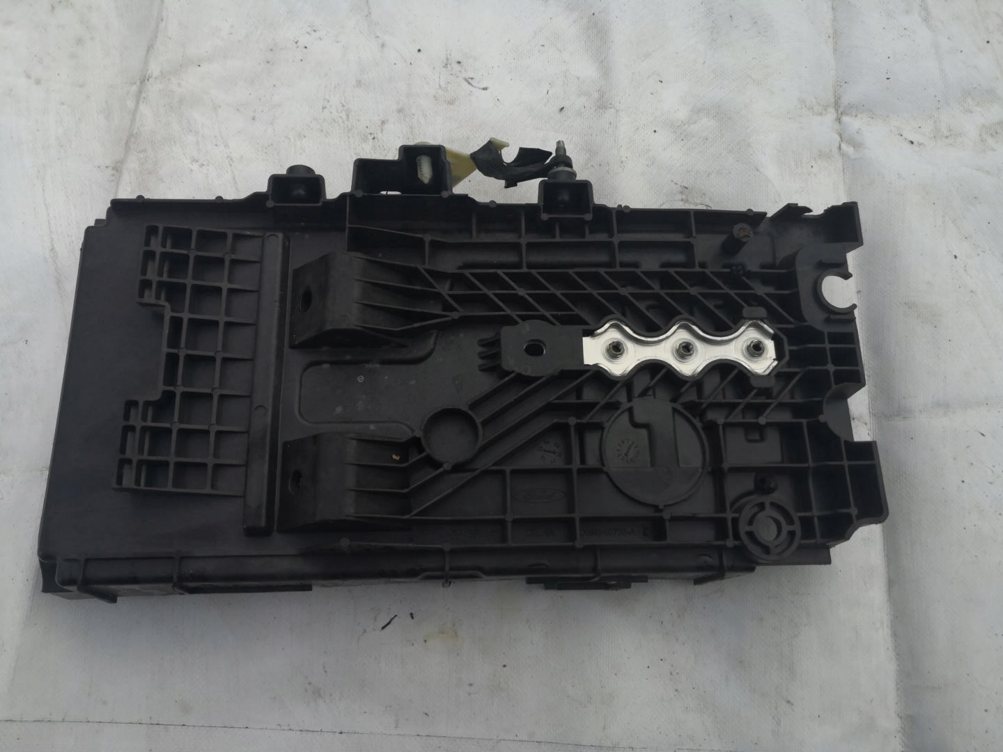 držač akumulatora FORD MONDEO MK5 DG93-10723-AE