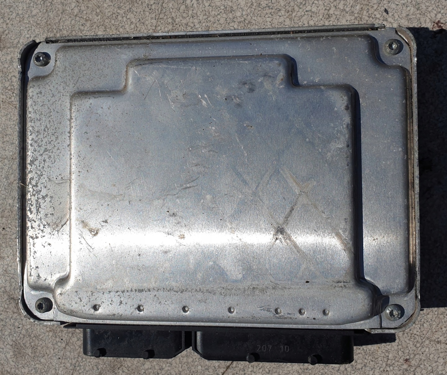 computer control unit of the engine VW POLO IV 9N 1.9 TDI