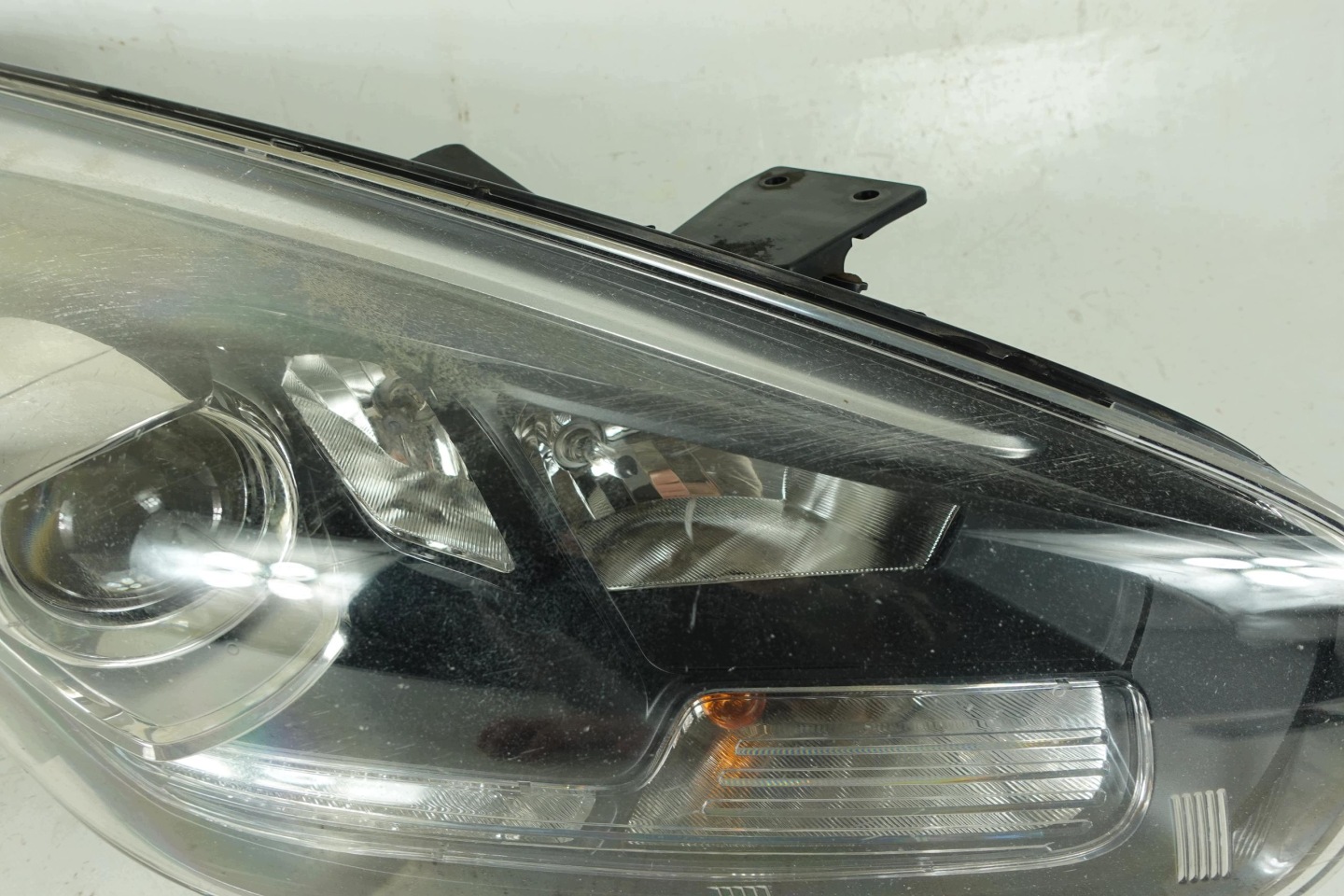 light right front right front KIA CARENS 4 IV 13-16 2013-2016 RHD UK