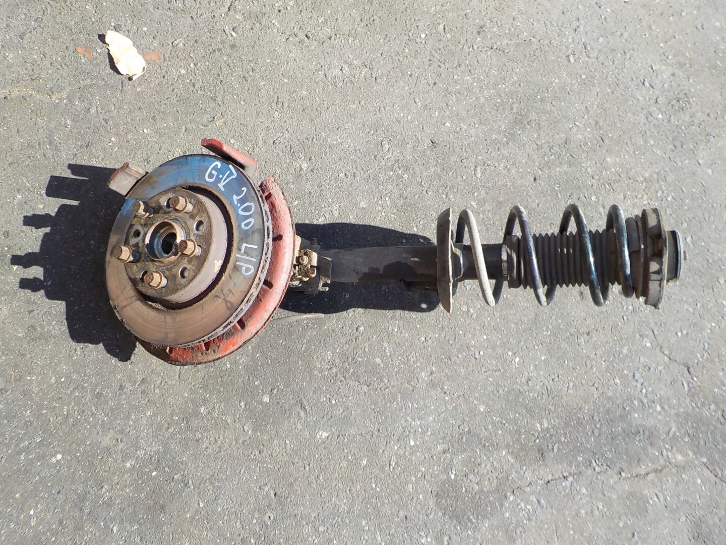 mcperson swing left front vw golf V 2,0 SDI 2005r