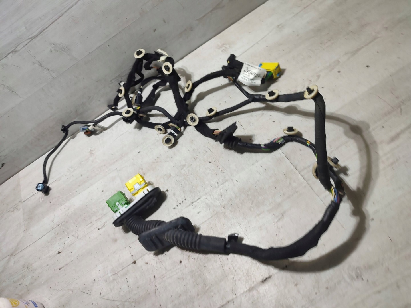 Peugeot 2008 II 2020 front side left bundle przewodow door przednich
