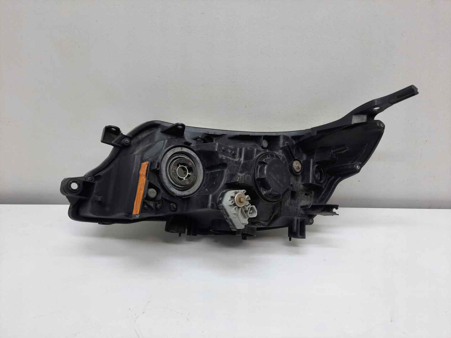 SUBARU FORESTER 3 III XENON 08-12 light REFLEKTOR right front original EU