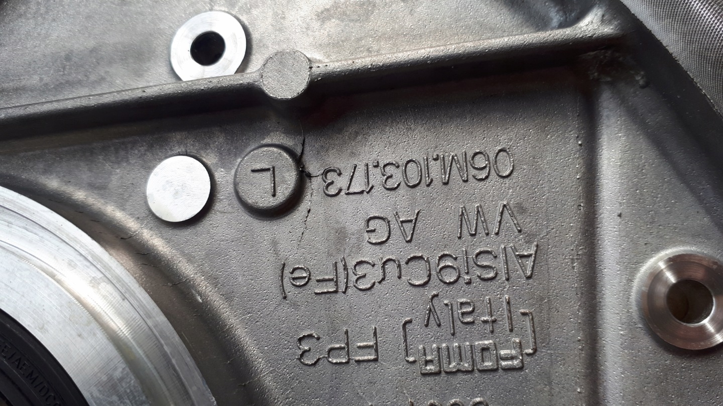 S4 B9 A4 8W COUVERCLE CARTER DISTRIBUTION 3.0 TFSI S5 8W A5