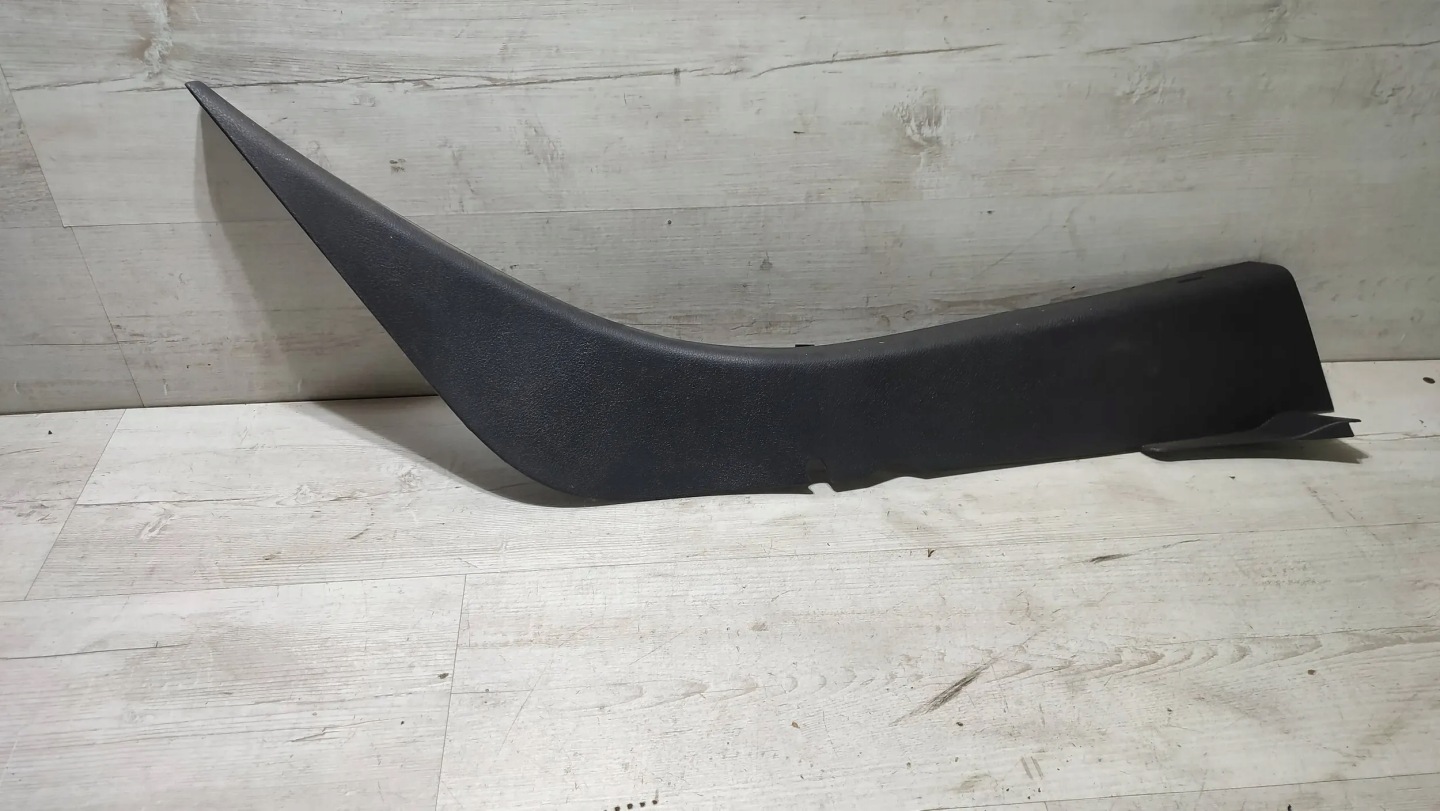 Dacia Logan II 2019r rear part side right mouldings threshold, caps