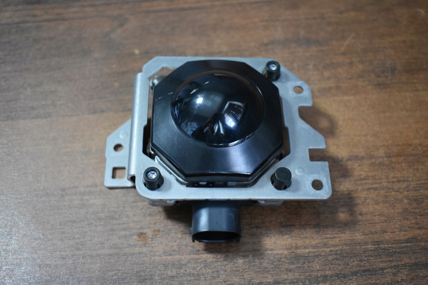 IDEALNY RADAR DISTRONIC AUDI A8 D5 1 9