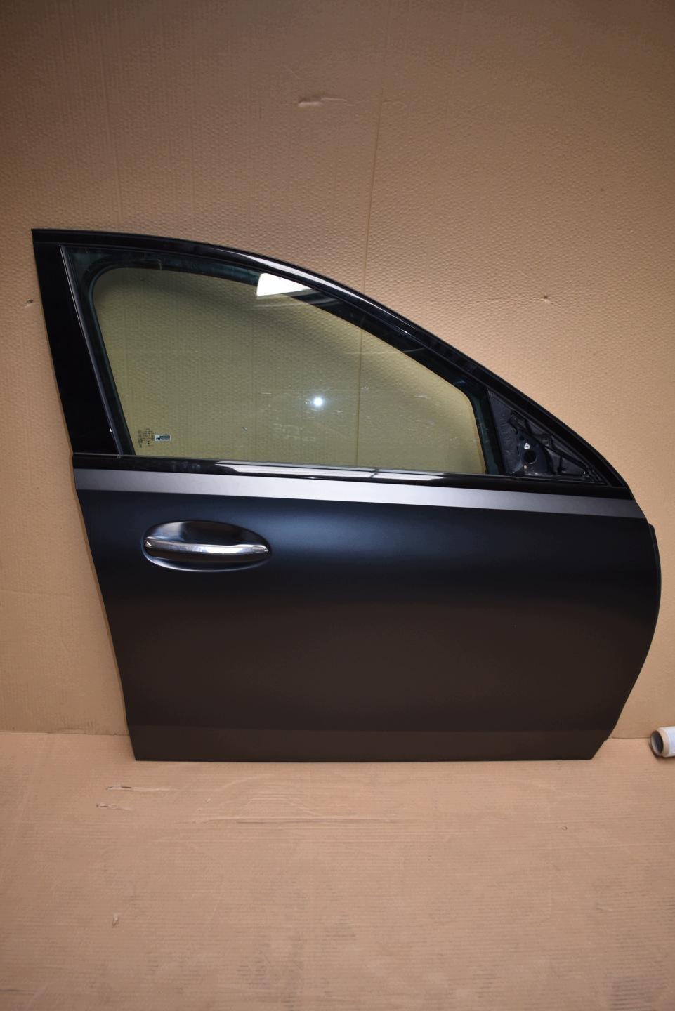 IDEALNE door front front right W colour 818 MERCEDES W206 1