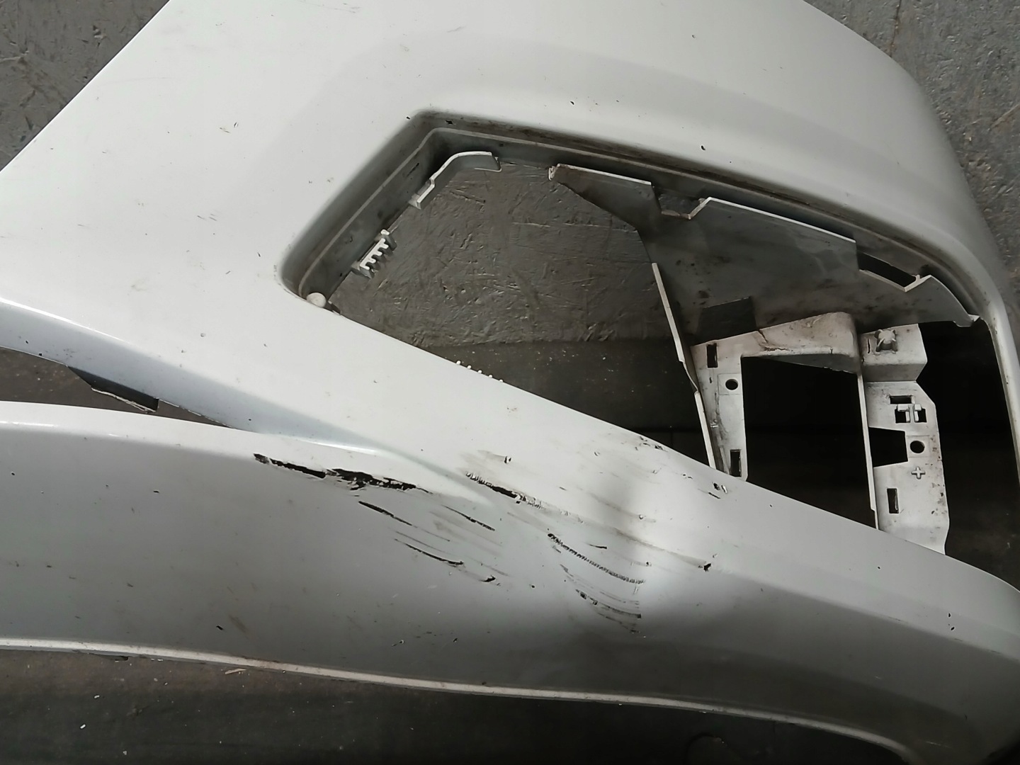 nárazník predok AUDI A4 B9 8W LIFT 19