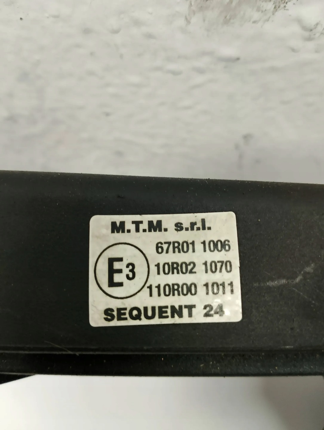 module control unit gas CHRYSLER PT CRUISER 2.0 67R011006