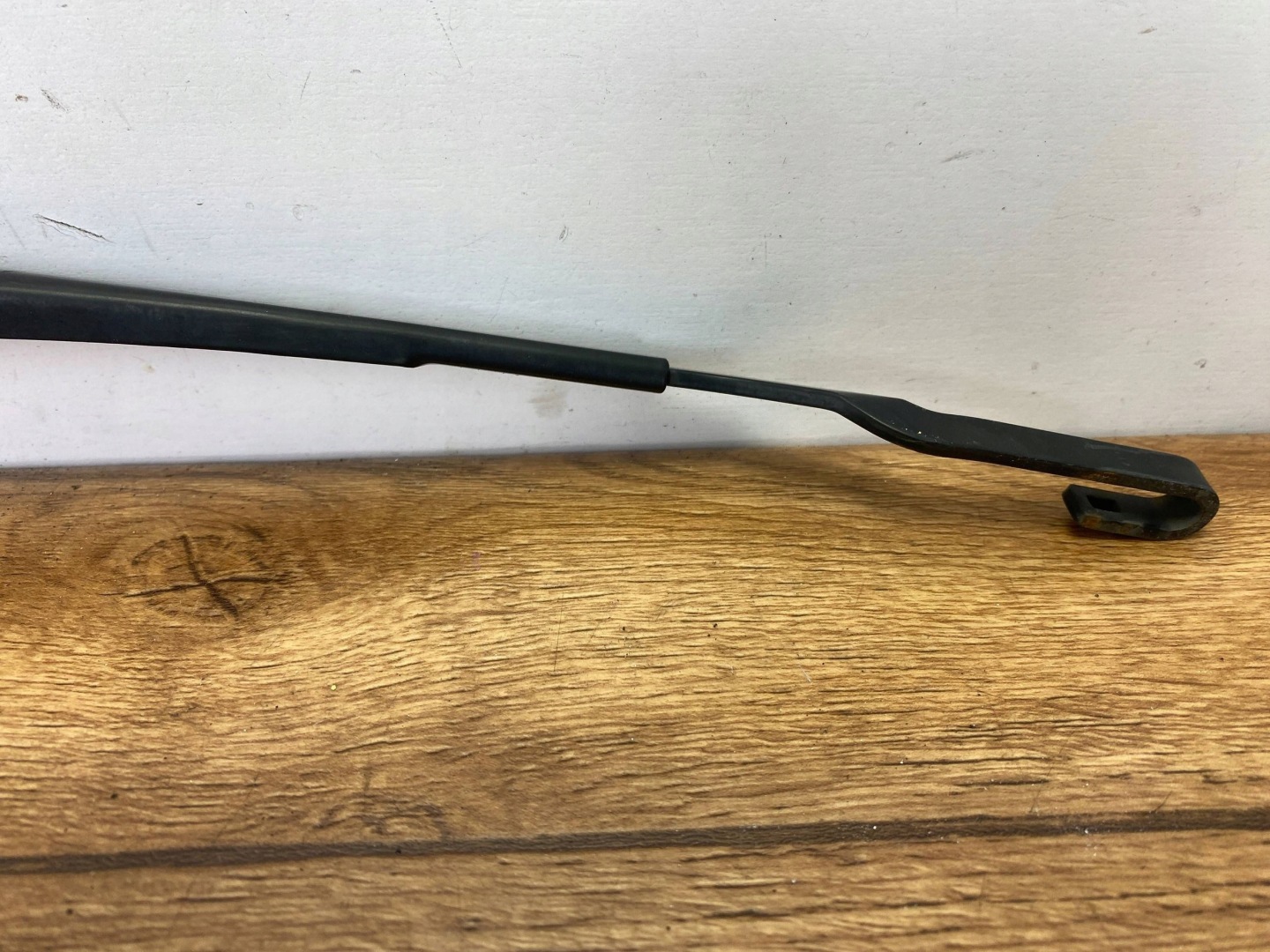 wiper arm windows Dodge Charger 2015+