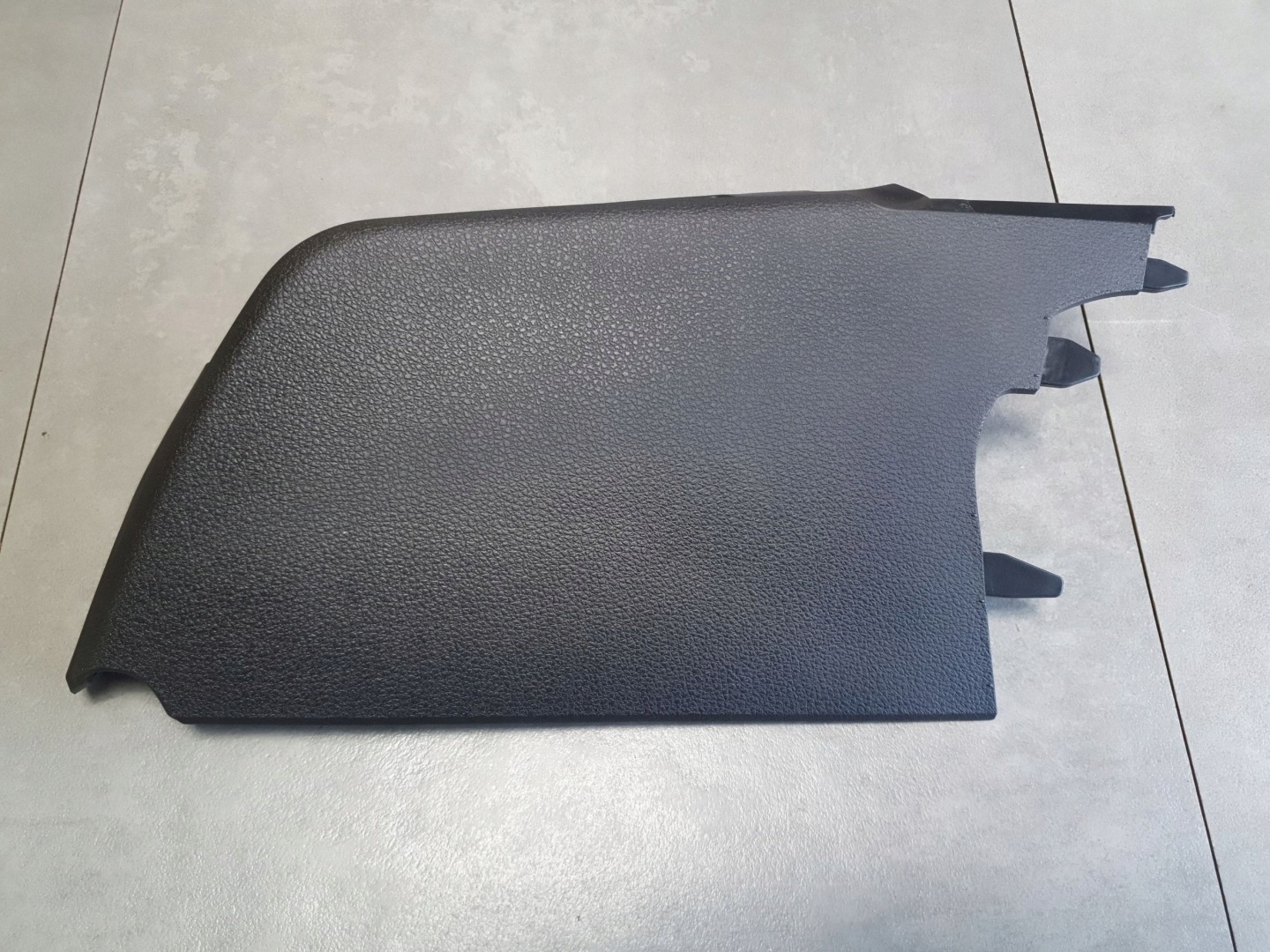 Audi Q8 cover side left 4M8868605