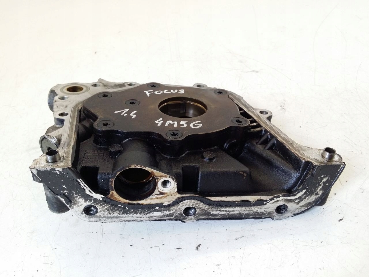 oil pump 98MM6604AD Ford Focus 1,4